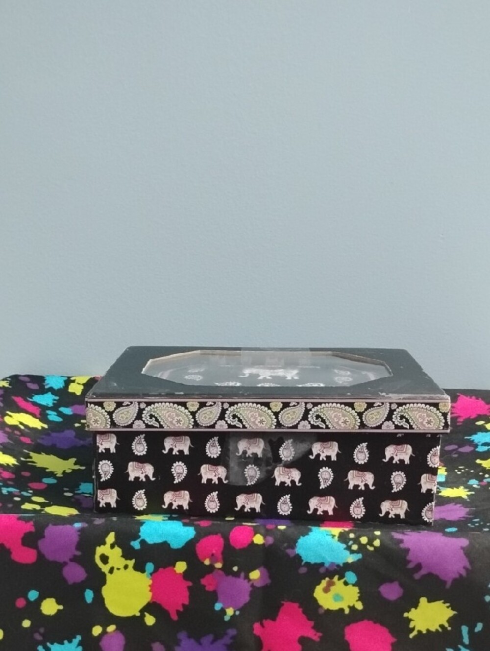 NIB 🩷 Retired Vera Bradley "Pink Elephants" Ceramic Trinket Box - Picture 4 of 4